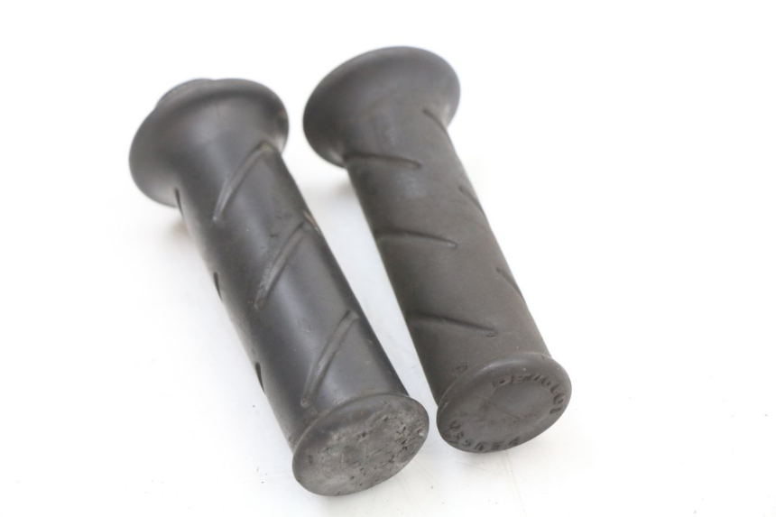 photo de POIGNEE ACCELERATEUR PEUGEOT KISBEE 4T 50 (2018 - 2022) - Zoom état d’usage