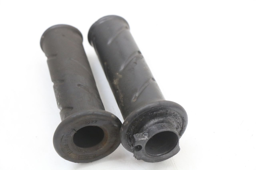 photo de POIGNEE ACCELERATEUR PEUGEOT KISBEE 4T 50 (2018 - 2022) - Autre angle de vue