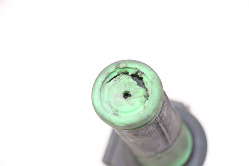 photo de POIGNEE ACCELERATEUR KAWASAKI KX 65 (2000 - 2019) - Zoom état d’usage