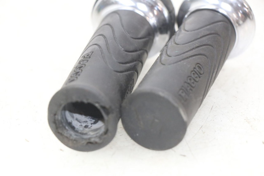 photo de POIGNEE ACCELERATEUR PIAGGIO LIBERTY IGET 4T 50 (2015 - 2020) - Vue d’ensemble