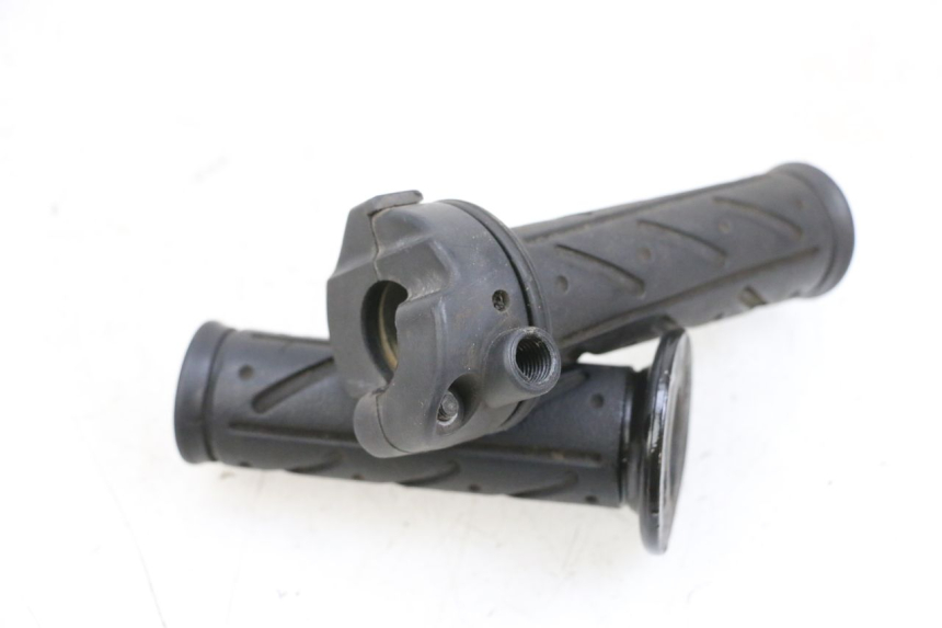 photo de POIGNEE ACCELERATEUR KYMCO LIKE 125 (2009 - 2016) - Détail de la pièce