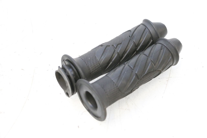 photo de POIGNEE ACCELERATEUR KEEWAY MATRIX RX9 125 (2006 - 2007) - Zoom état d’usage