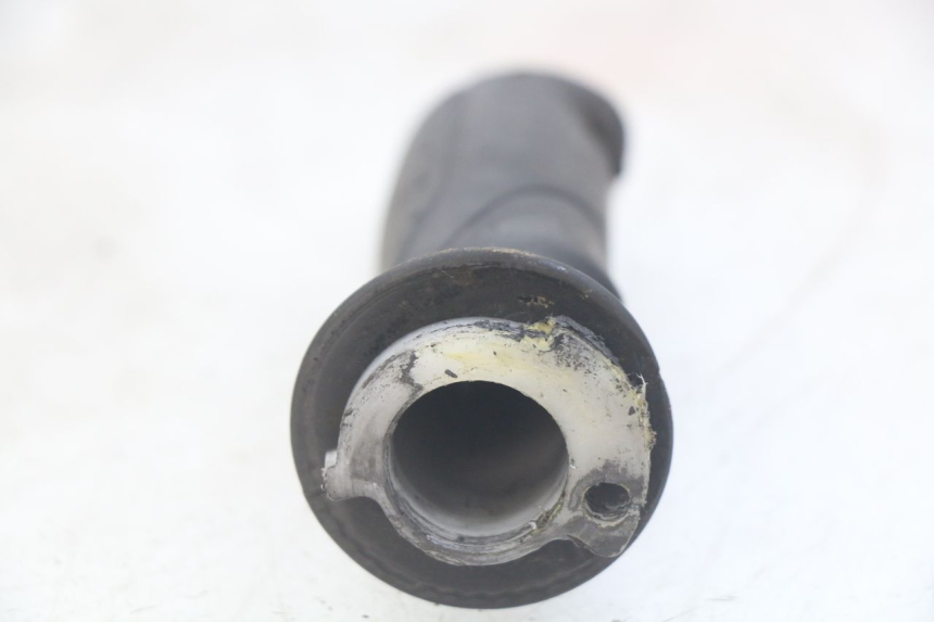 photo de POIGNEE ACCELERATEUR SYM MIO 50 (2011 - 2017) - Détail de la pièce