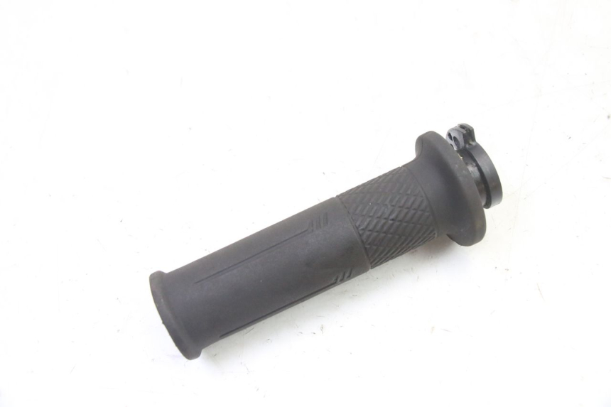 photo de POIGNEE ACCELERATEUR PIAGGIO MP3 HPE 310 (2024 - 2025) - Zoom état d’usage