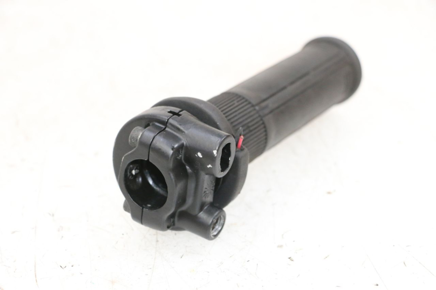 photo de POIGNEE ACCELERATEUR PIAGGIO MP3 HPE 300 (2019 - 2026) - Détail de la pièce