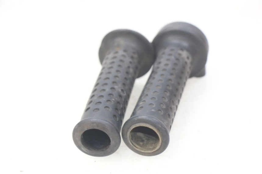 photo de POIGNEE ACCELERATEUR PIAGGIO MP3 LT 400 (2007 - 2012) - Autre angle de vue