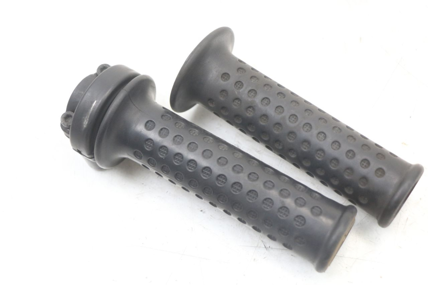 photo de POIGNEE ACCELERATEUR PIAGGIO MP3 LT 400 (2007 - 2012) - Détail de la pièce