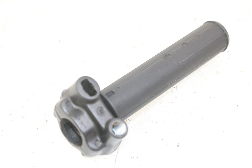 photo de POIGNEE ACCELERATEUR PIAGGIO MP3 LT 300 (2010 - 2016) - Zoom état d’usage