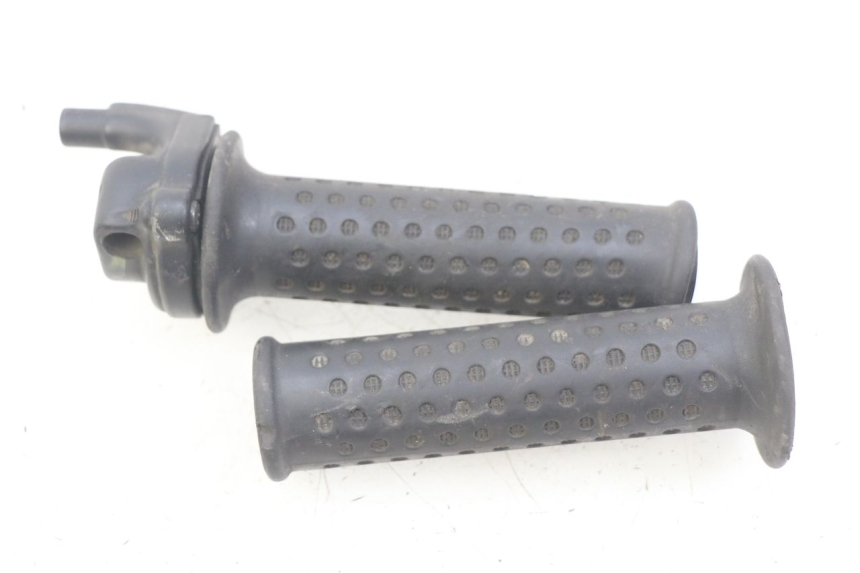 photo de POIGNEE ACCELERATEUR PIAGGIO MP3 125 (2006 - 2014) - Zoom état d’usage