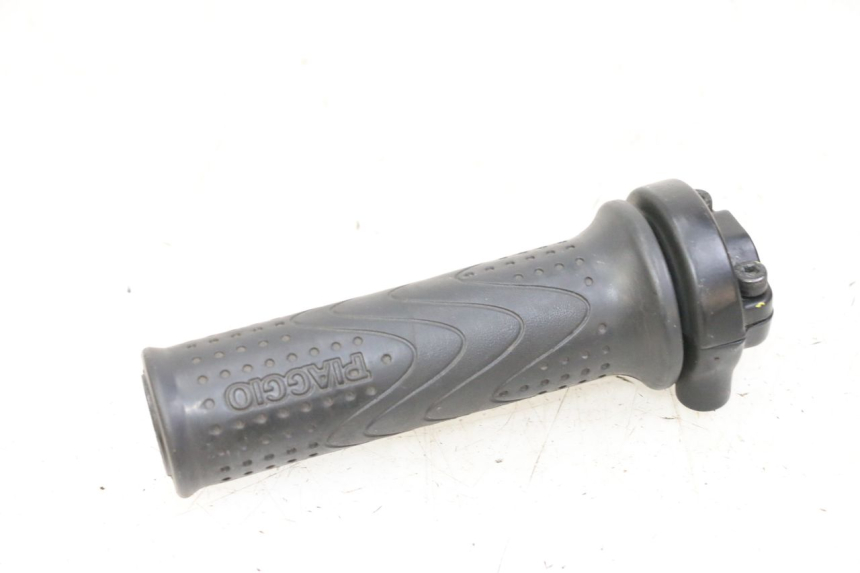 photo de POIGNEE ACCELERATEUR PIAGGIO MP3 500 (2014 - 2017) - Points de fixation