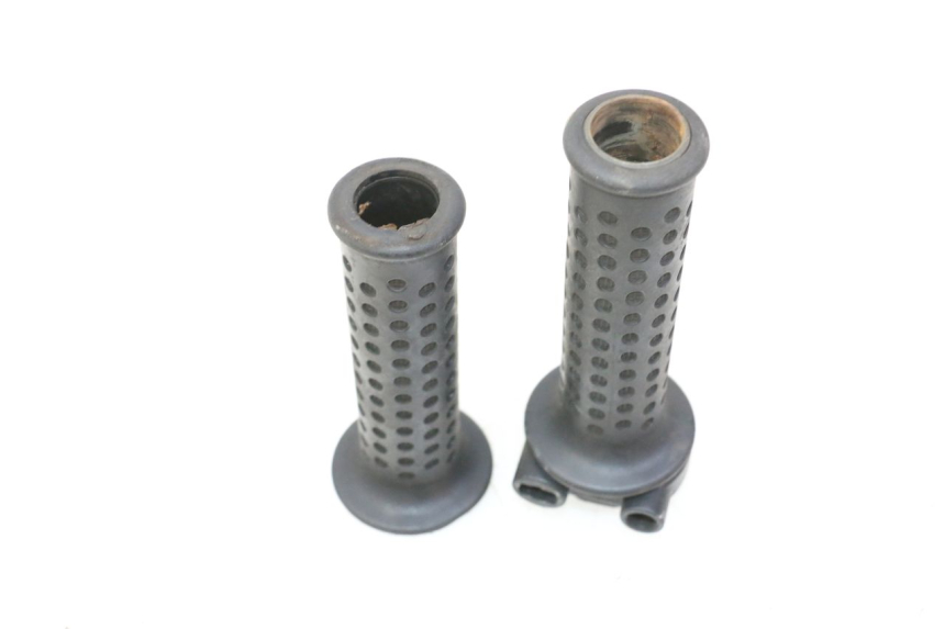 photo de POIGNEE ACCELERATEUR PIAGGIO MP3 RL 250 (2006 - 2010) - Détail de la pièce