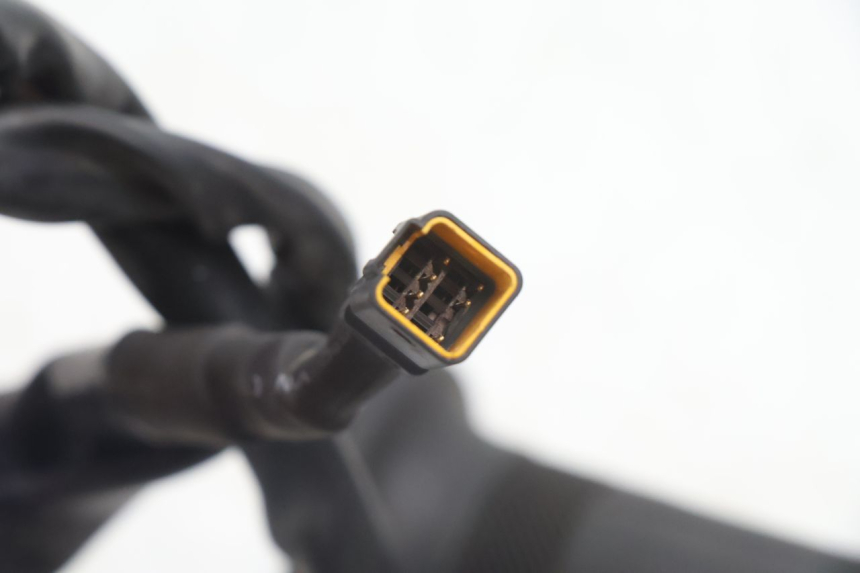 photo de POIGNEE ACCELERATEUR PIAGGIO MP3 500 (2016 - 2018) - Points de fixation