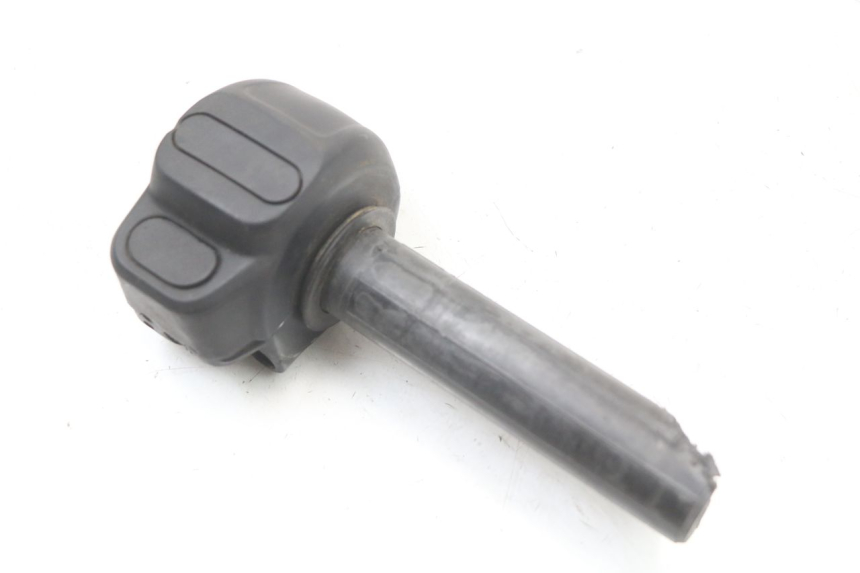 photo de POIGNEE ACCELERATEUR RIEJU MRT 50 (2018 - 2021) - Détail de la pièce