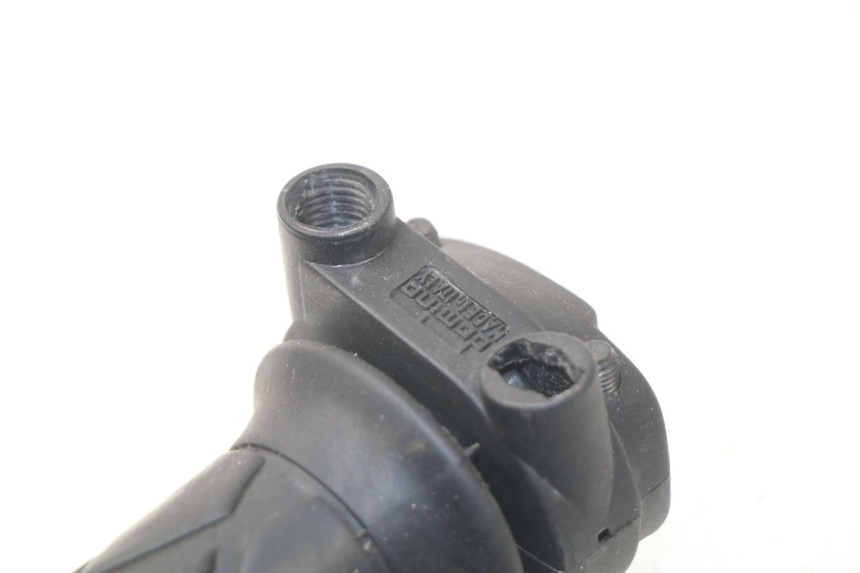 photo de POIGNEE ACCELERATEUR YAMAHA NEOS NEO'S 4T 50 (2008 - 2016) - Détail de la pièce