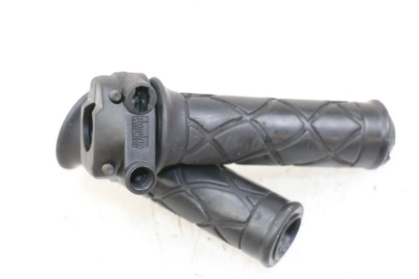 photo de POIGNEE ACCELERATEUR YAMAHA NEOS NEO'S 4T 50 (2008 - 2016) - Détail de la pièce