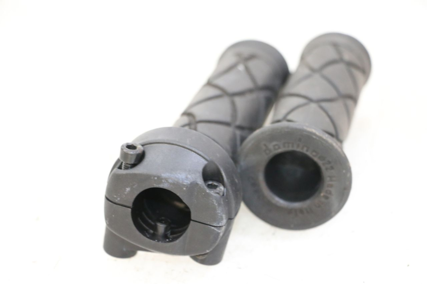 photo de POIGNEE ACCELERATEUR YAMAHA NEOS NEO'S 4T 50 (2008 - 2016) - Vue d’ensemble