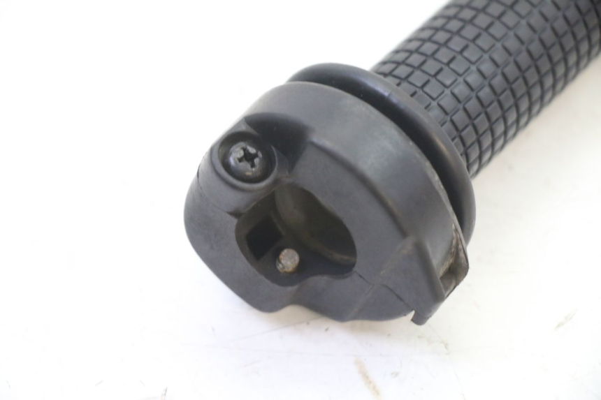 photo de POIGNEE ACCELERATEUR KYMCO LIKE 4T 50 (2019 - 2025) - Détail de la pièce