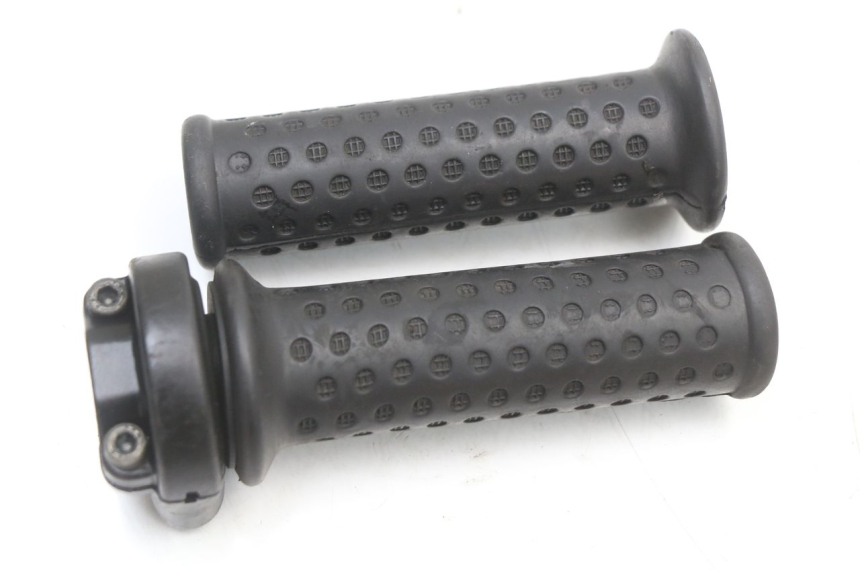 photo de POIGNEE ACCELERATEUR PIAGGIO NEW TYPHOON 50 (2018 - 2021) - Vue principale