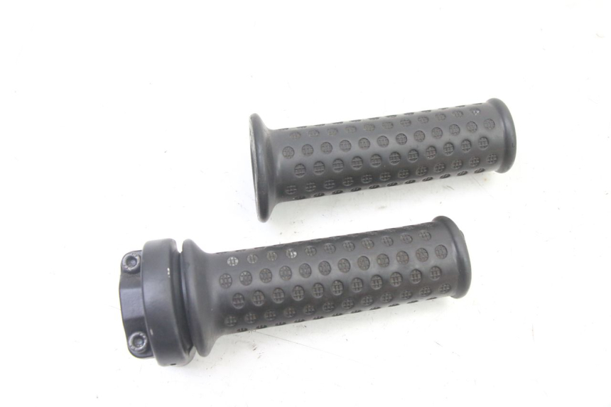 photo de POIGNEE ACCELERATEUR PIAGGIO NEW TYPHOON 50 (2018 - 2021) - Vue principale