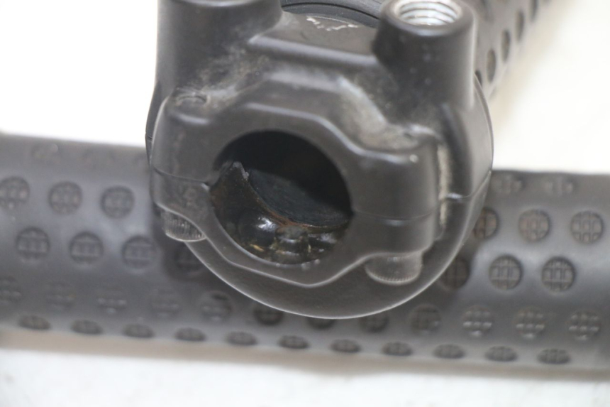 photo de POIGNEE ACCELERATEUR PIAGGIO NEW TYPHOON 50 (2018 - 2021) - Zoom état d’usage