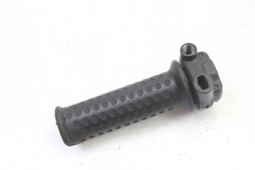 photo de POIGNEE ACCELERATEUR PIAGGIO NEW TYPHOON 50 (2018 - 2021) - Gros plan technique