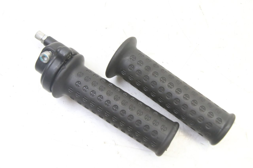 photo de POIGNEE ACCELERATEUR PIAGGIO NRG POWER PUREJET 50 (2018 - 2021) - Détail de la pièce