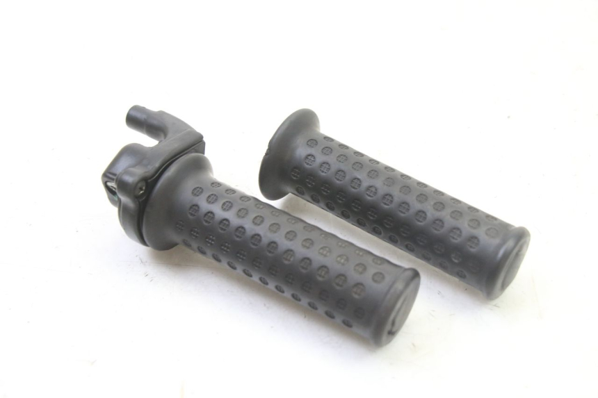 photo de POIGNEE ACCELERATEUR PIAGGIO NRG POWER PUREJET 50 (2018 - 2021) - Détail de la pièce