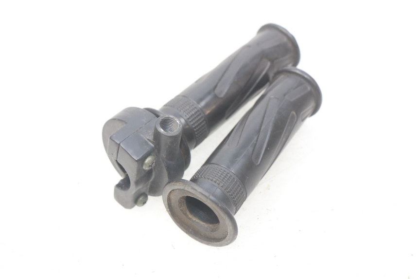 photo de POIGNEE ACCELERATEUR TNT MOTOR OTTO 2T 50 (2012 - 2018) - Zoom état d’usage