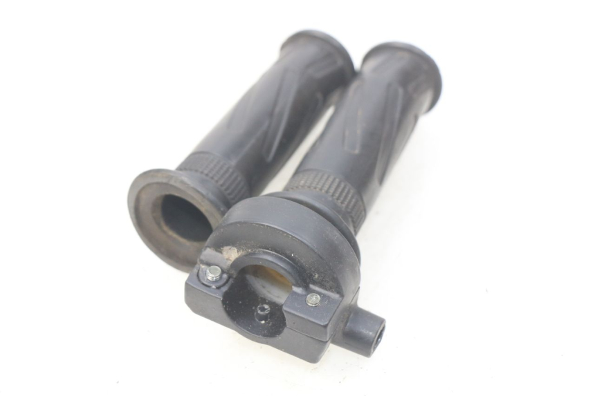 photo de POIGNEE ACCELERATEUR TNT MOTOR OTTO 2T 50 (2012 - 2018) - Autre angle de vue