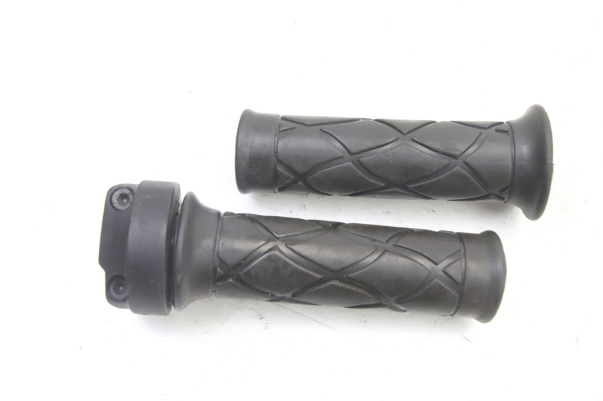 photo de POIGNEE ACCELERATEUR MBK OVETTO 4T 50 (2008 - 2016) - Vue principale