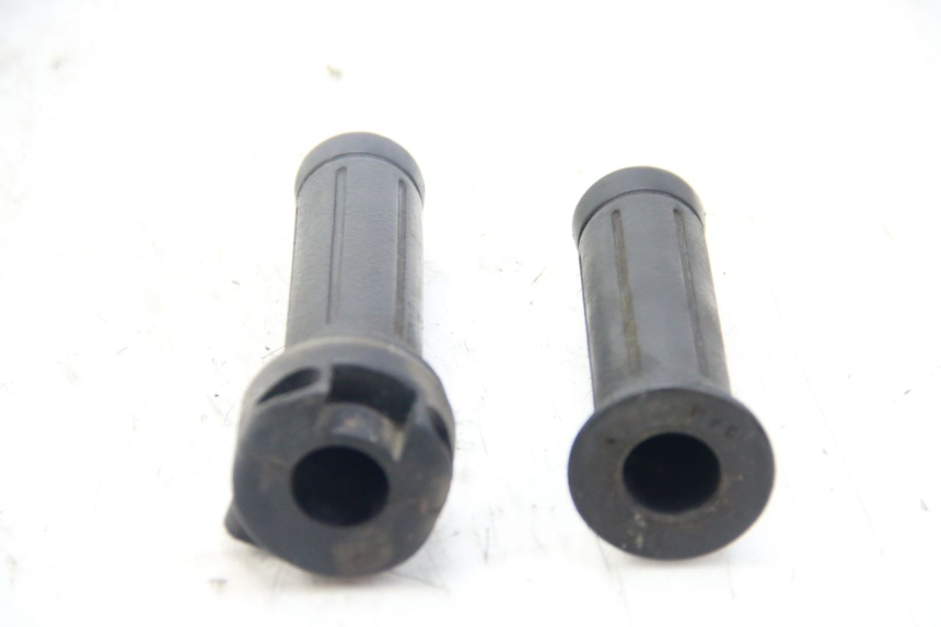 photo de POIGNEE ACCELERATEUR HONDA PES PS I 125 (2006 - 2012) - Zoom état d’usage