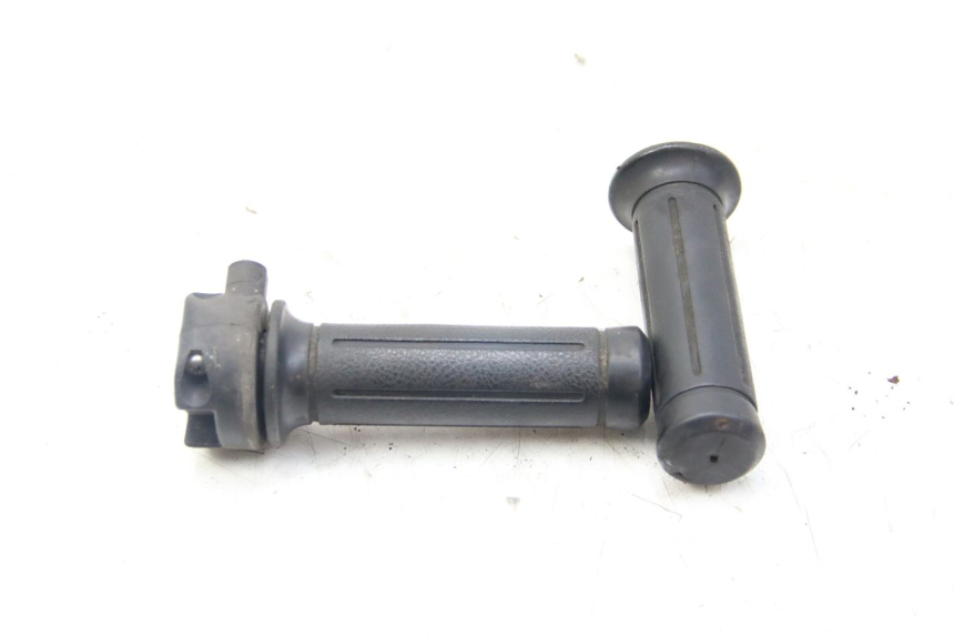 photo de POIGNEE ACCELERATEUR HONDA PES PS I 125 (2006 - 2012) - Autre angle de vue