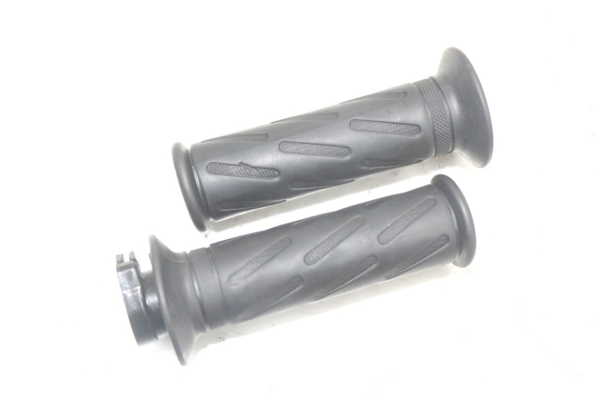 photo de POIGNEE ACCELERATEUR PEUGEOT STREETZONE 4T 50 (2018 - 2023) - Vue principale