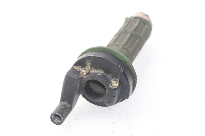 photo de POIGNEE ACCELERATEUR APOLLO RFZ 150 - Autre angle de vue