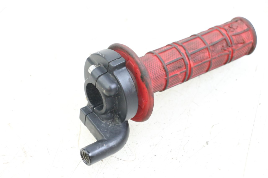 photo de POIGNEE ACCELERATEUR APOLLO RFZ 140 - Autre angle de vue