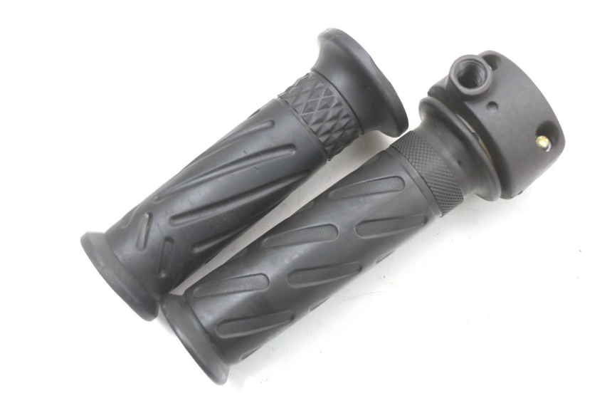 photo de POIGNEE ACCELERATEUR JM MOTORS SANTANA 50 (2014 - 2023) - Autre angle de vue