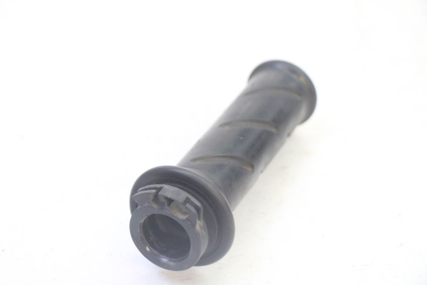 photo de POIGNEE ACCELERATEUR PEUGEOT SATELIS 125 (2010 - 2012) - Détail de la pièce