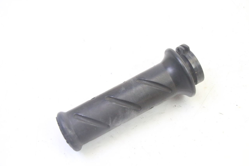 photo de POIGNEE ACCELERATEUR PEUGEOT SATELIS 125 (2010 - 2012) - Autre angle de vue