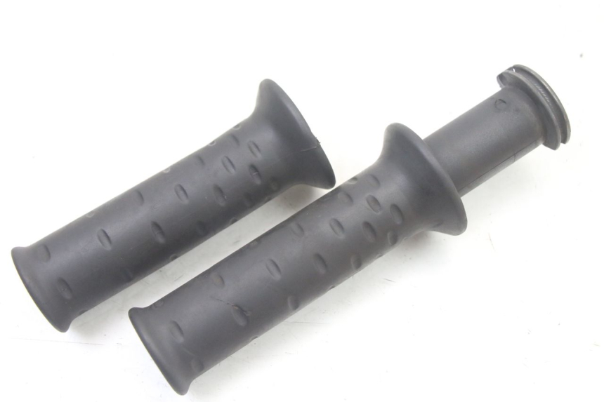 photo de POIGNEE ACCELERATEUR APRILIA SCARABEO GT TOURING 125 (1999 - 2005) - Autre angle de vue