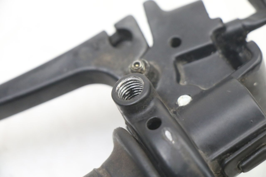 photo de POIGNEE ACCELERATEUR HONDA SCV LEAD 100 (2003 - 2007) - Pièce contrôlée