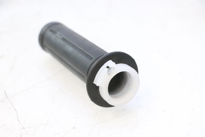 photo de POIGNEE ACCELERATEUR HONDA SCV LEAD 100 (2003 - 2007) - Zoom état d’usage