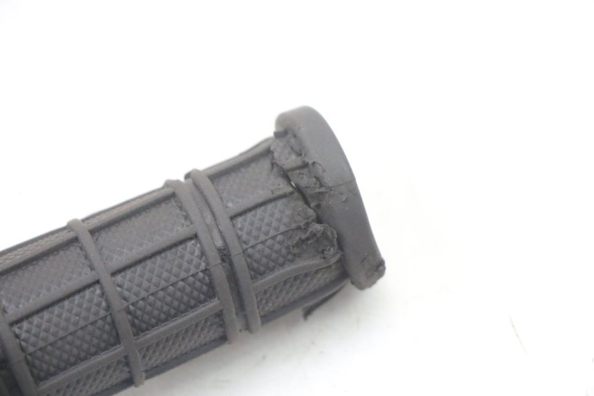 photo de POIGNEE ACCELERATEUR SMALL MX THUNDER 250 - Zoom état d’usage