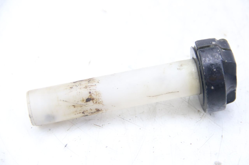 photo de POIGNEE ACCELERATEUR YAMAHA SR 125 (1982 - 2003) - Zoom état d’usage