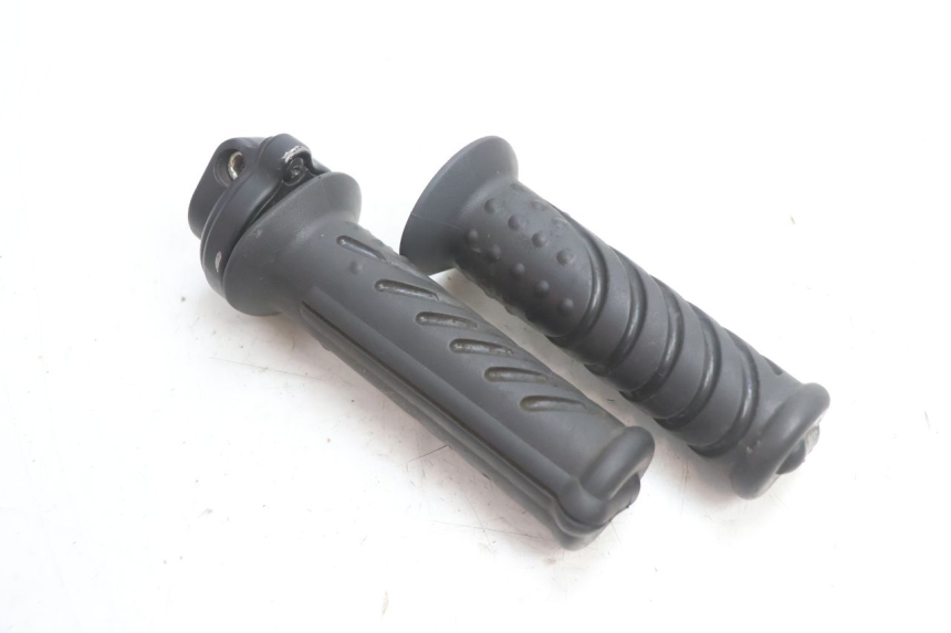 photo de POIGNEE ACCELERATEUR GILERA STALKER 50 (2004 - 2014) - Zoom état d’usage