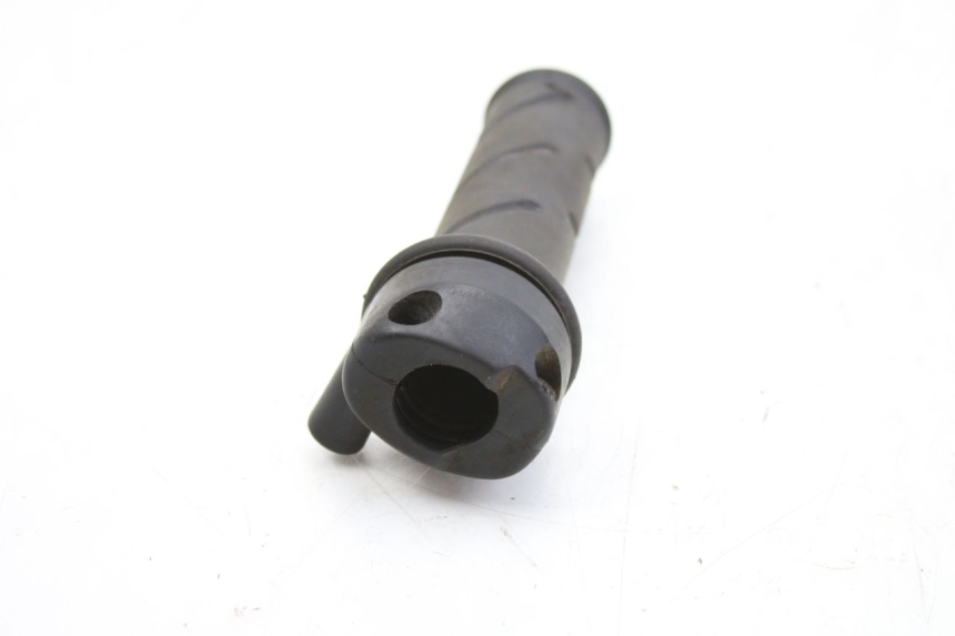 photo de POIGNEE ACCELERATEUR PEUGEOT SV 125 (1991 - 1994) - Autre angle de vue