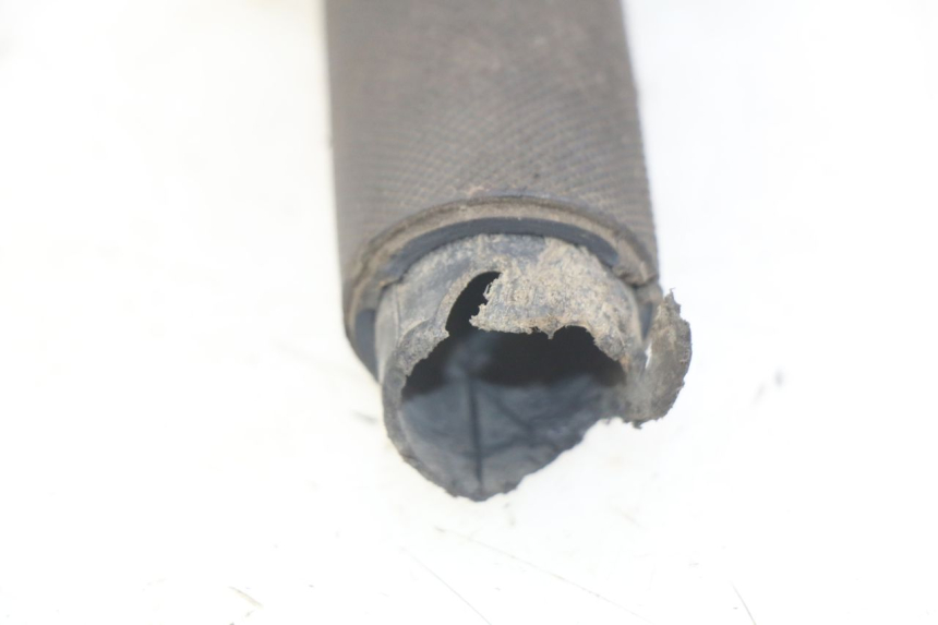 photo de POIGNEE ACCELERATEUR APRILIA SX 50 (2011 - 2017) - Zoom état d’usage