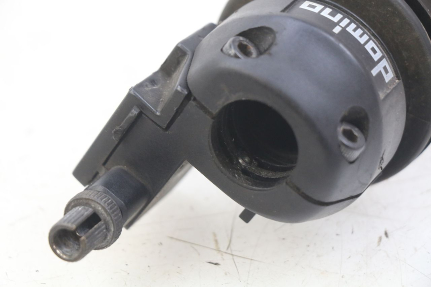 photo de POIGNEE ACCELERATEUR APRILIA SX 50 (2011 - 2017) - Autre angle de vue