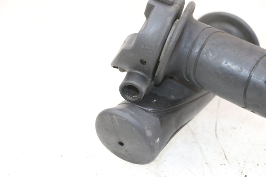 photo de POIGNEE ACCELERATEUR SYM ORBIT 2 4T 50 (2008 - 2017) - Zoom état d’usage