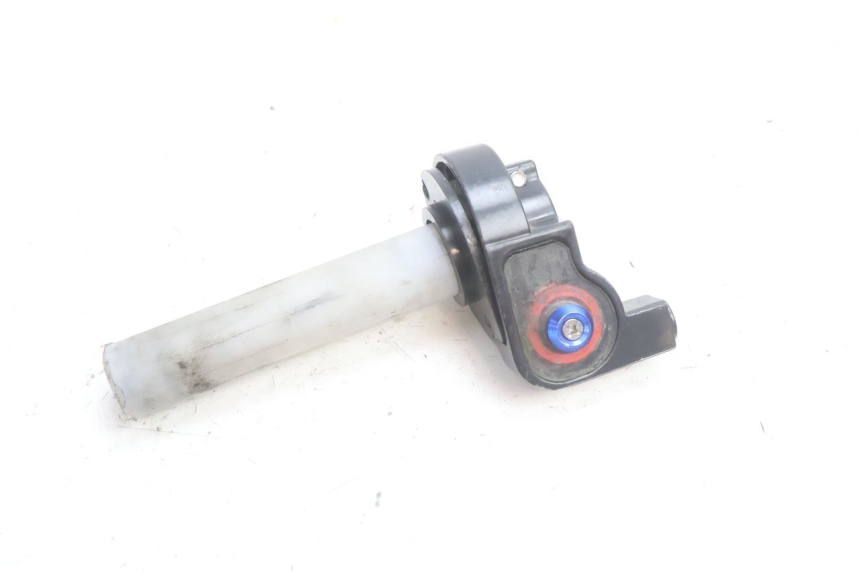 photo de POIGNEE ACCELERATEUR HUSABERG TE 250 (2011 - 2014) - Autre angle de vue