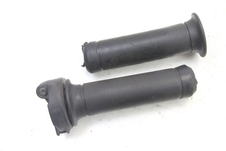 photo de POIGNEE ACCELERATEUR PEUGEOT TWEET 4T 50 (2014 - 2019) - Vue principale